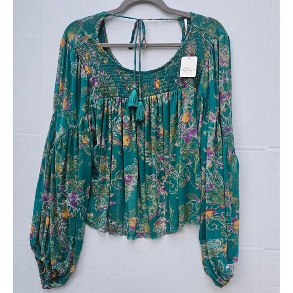 Free People Floral Women’s Medium NWT Top– Smocked Romantic & Flowy Boho Blouse - Picture 3 of 6